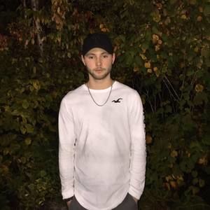 Meet your Posher, Maxime